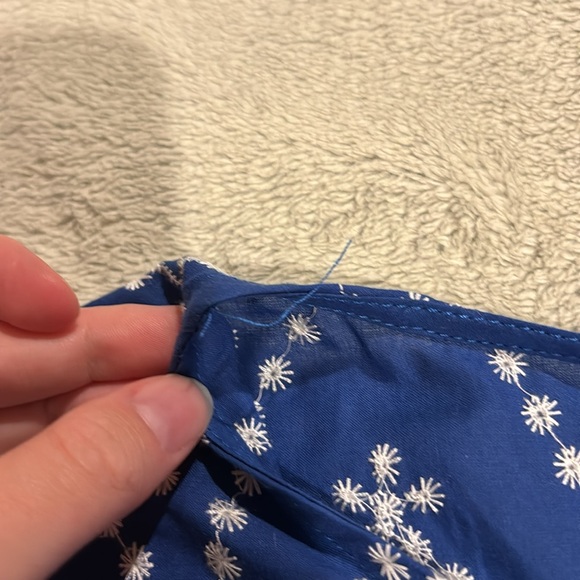 Blue blouse - Picture 3 of 7